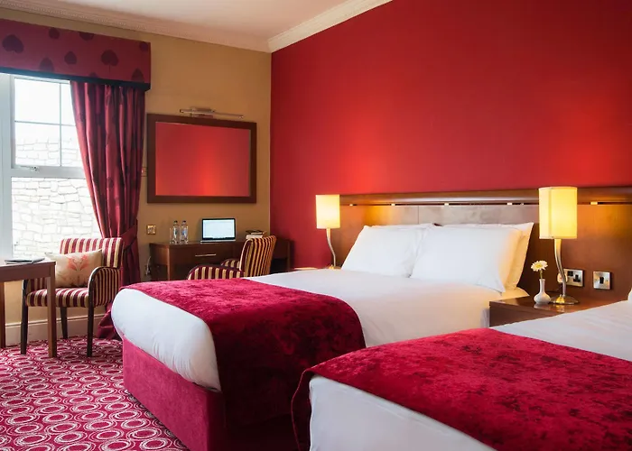 The Great Northern 4*